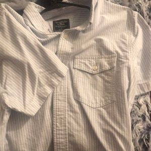 Short sleeve button down
